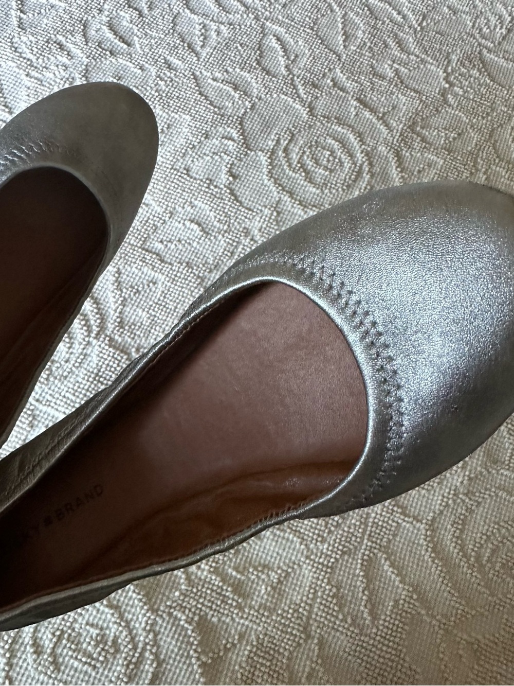 Lucky Brand Pewter Metallic Emmie Leather Ballet Everyday Classic Flats 8.5 - Picture 8 of 10